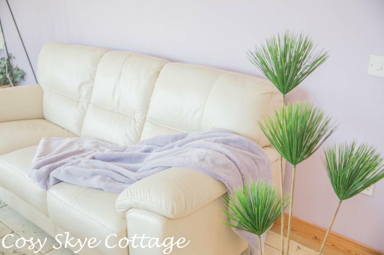 Cosy Skye Cottage Kingsburgh エクステリア 写真