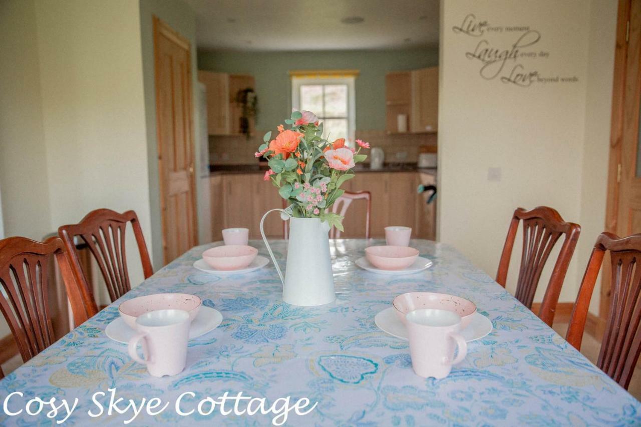Cosy Skye Cottage Kingsburgh エクステリア 写真