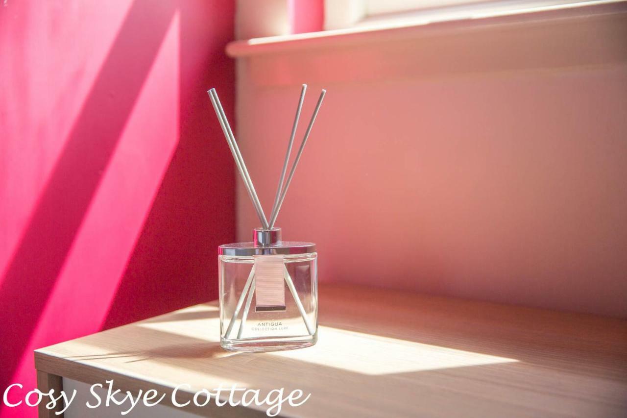 Cosy Skye Cottage Kingsburgh エクステリア 写真
